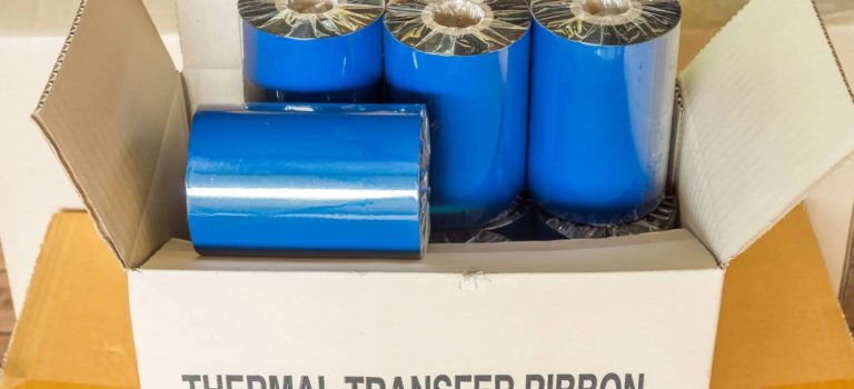 Etykiety termotransferowe – produkt dla firm i nie tylko